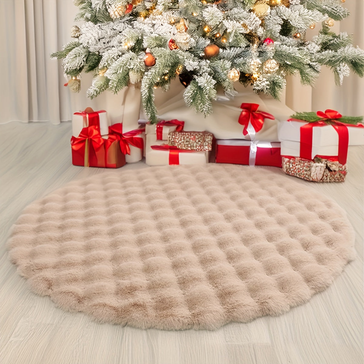 Bubble velvet fabric round carpet suitable for indoor decoration. This high-end, soft, and easy to clean carpet is fluffy, warm, and cute. Perfect for adding a festive touch to your home during Christmas. Can be used in the bedroom, living room