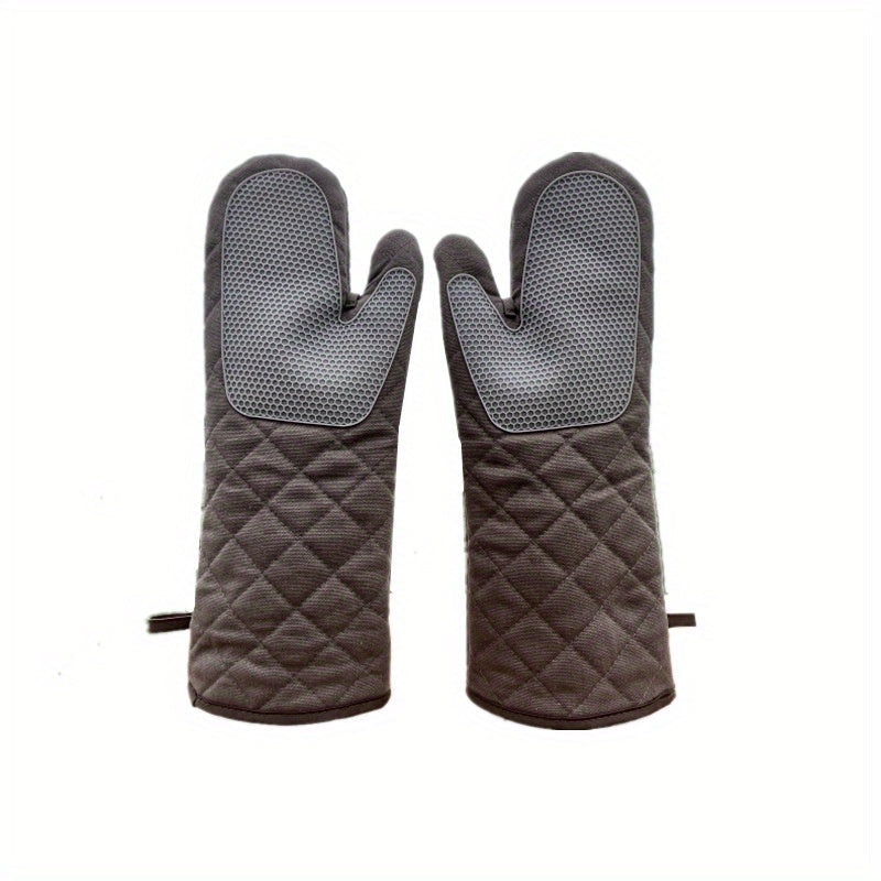 Get yourself a pair of heat resistant oven mitts with a non-slip grip, perfect for baking, grilling, and cooking. Made of a durable polyester/silicone blend, these gloves are suitable for both home and commercial use. They can withstand temperatures up