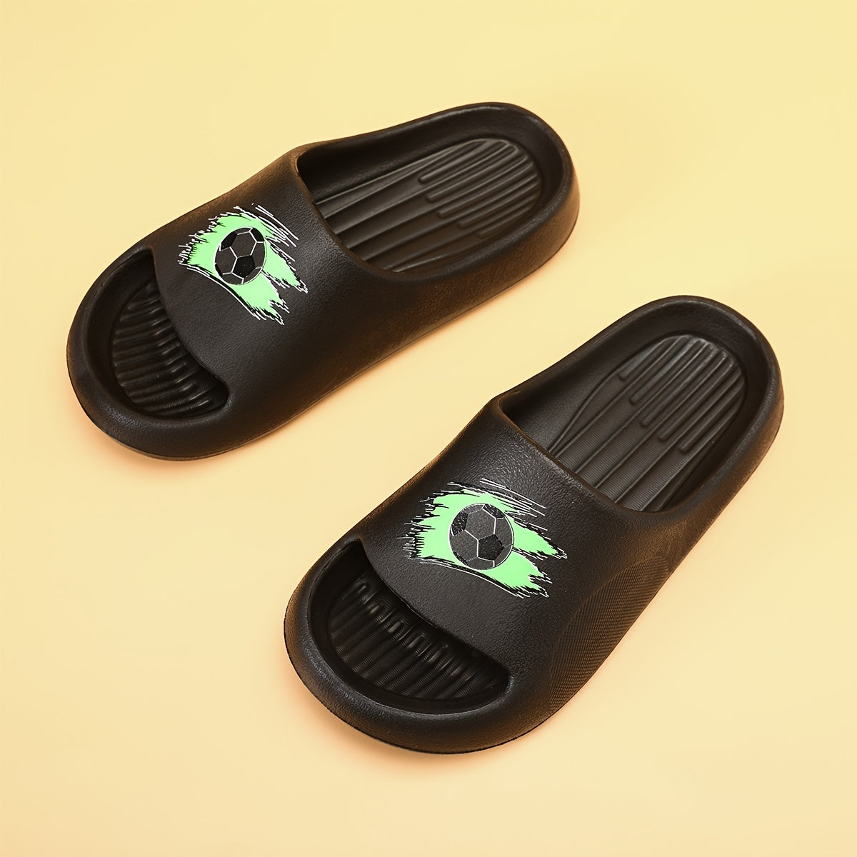 Boys' soft non-slip slides: Comfortable EVA sandals for home and outdoors, all seasons.