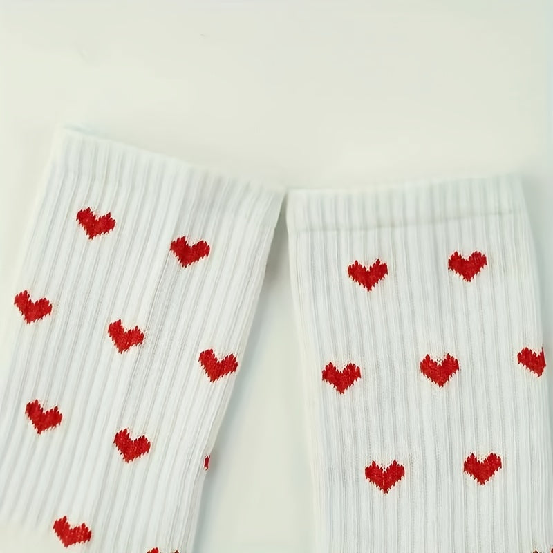 Women's fashion socks with heart pattern, comfortable and breathable mid-length style