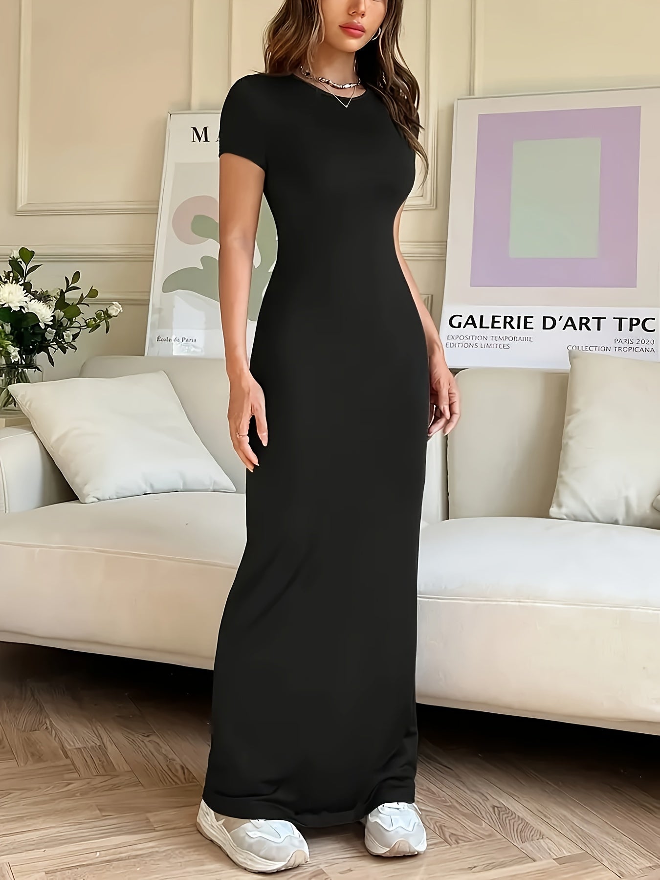 [Elegant Bodycon Maxi Dress] Breathable fabric, crew neck, short sleeve, solid color, knit fabric, 95% polyester, 5% spandex. Perfect for spring/summer fashion.