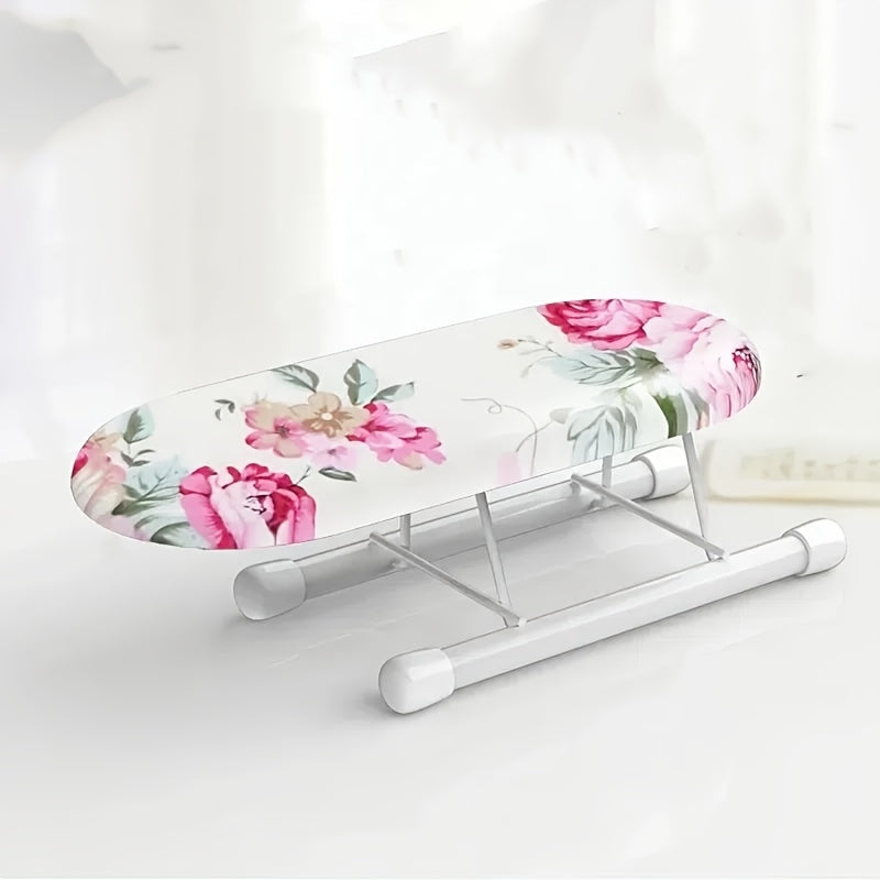 Get the perfect Christmas gift with the 1pc HeatGuard Mini Ironing Board Cover with Pad. Made of PET material, this non-electric cover is heat-resistant and anti-scalding, providing protection for boards measuring 25.98cm x 11.0cm. Featuring a festive