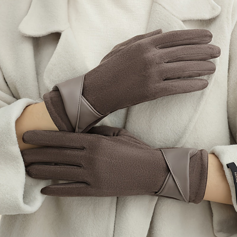 Stay warm and stylish this winter with our Women's Elegant Touchscreen Gloves. These gloves feature a cozy polyester fleece lining, an elastic fit, and a chic bowknot design. The breathable knit material ensures comfort during casual outings, biking, or