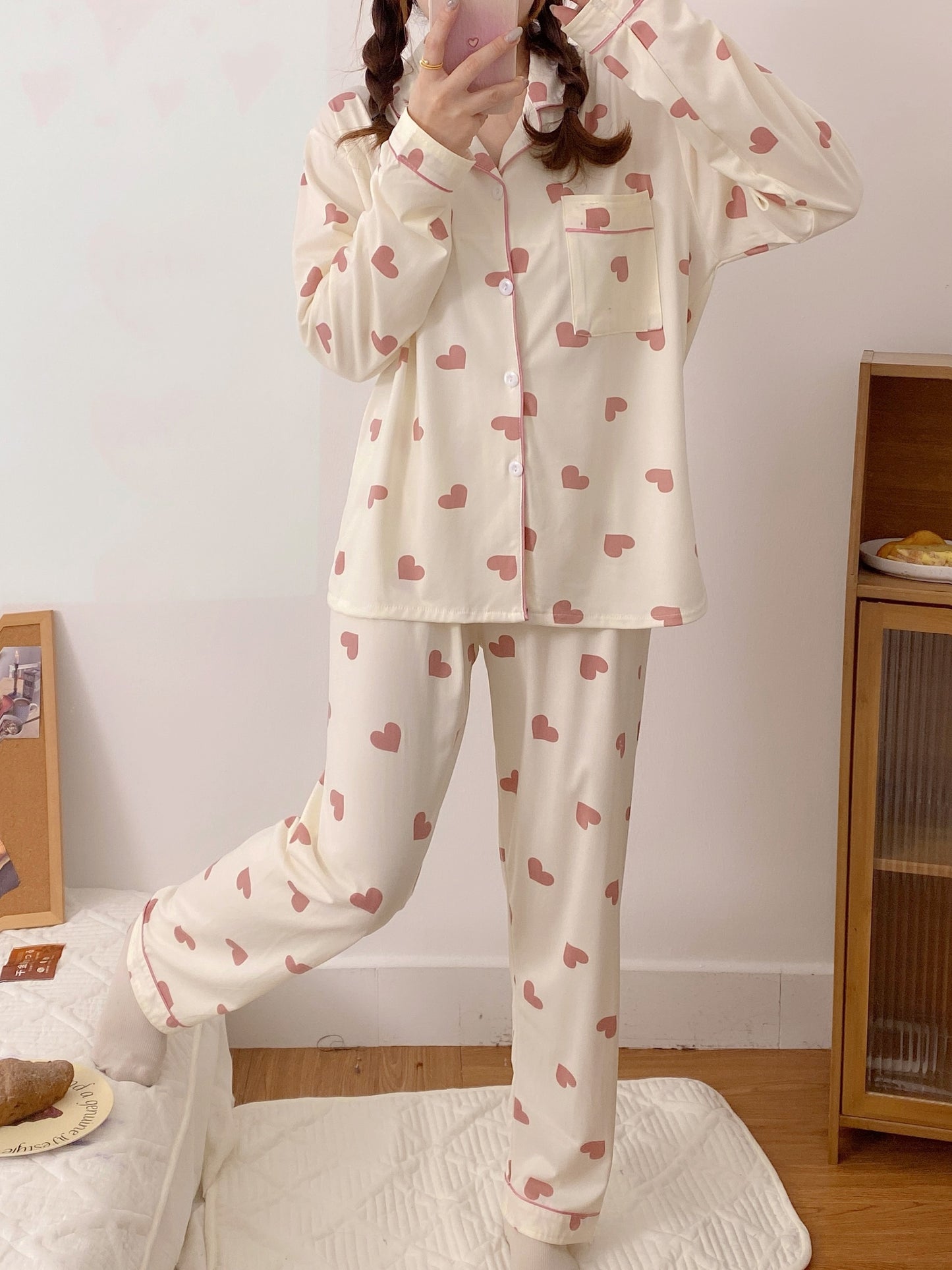 Women's Valentine's Day Heart Pattern Pajama Set - Cozy Polyester, Long Sleeve Top & Elastic Waist Pants, Ideal for Spring/Fall