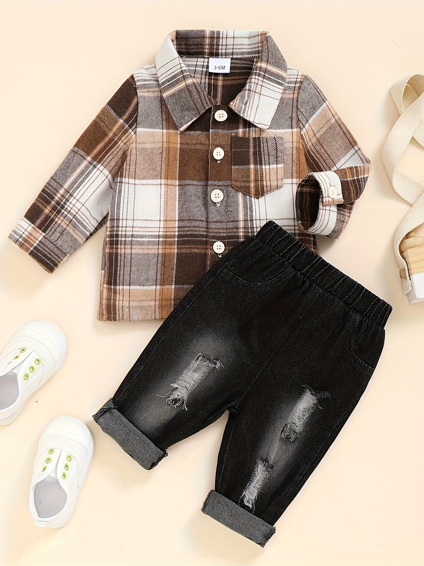 New long-sleeve shirt and denim outfit for baby boys and girls, perfect for outdoor wear in autumn and winter.