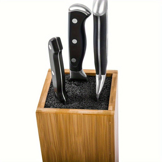 Universal Freedom Insert Bamboo Knife Block - Featuring a Removable & Washable Polypropylene Lining for Easy Care and Versatile Storage of Various Knife Sizes in the Kitchen.