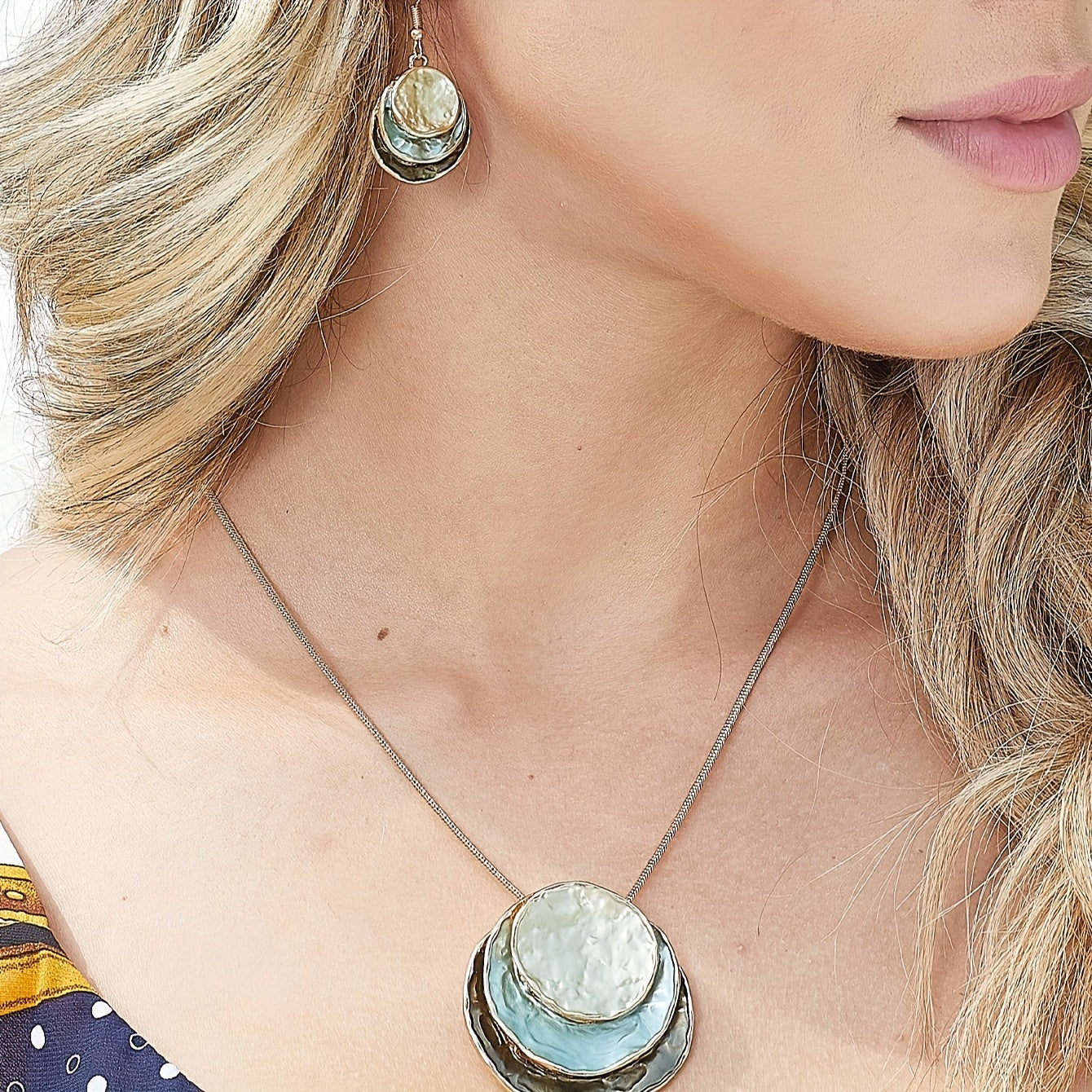 Chic and stylish Bohemian enamel jewelry set featuring a three-layer circular design made of zinc alloy. This adorable set makes a perfect gift for the special ladies in your life, ideal for holiday parties or as a girlfriend gift. Includes a necklace