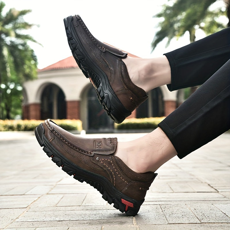 Durable slip-on loafers for daily office wear in spring and autumn.