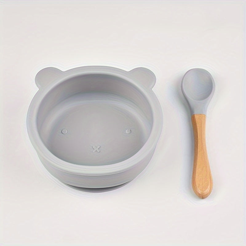 This baby feeding set includes a food grade silicone suction cup bowl with a wooden handle baby food spoon. It is safe for children as it does not contain BPA.