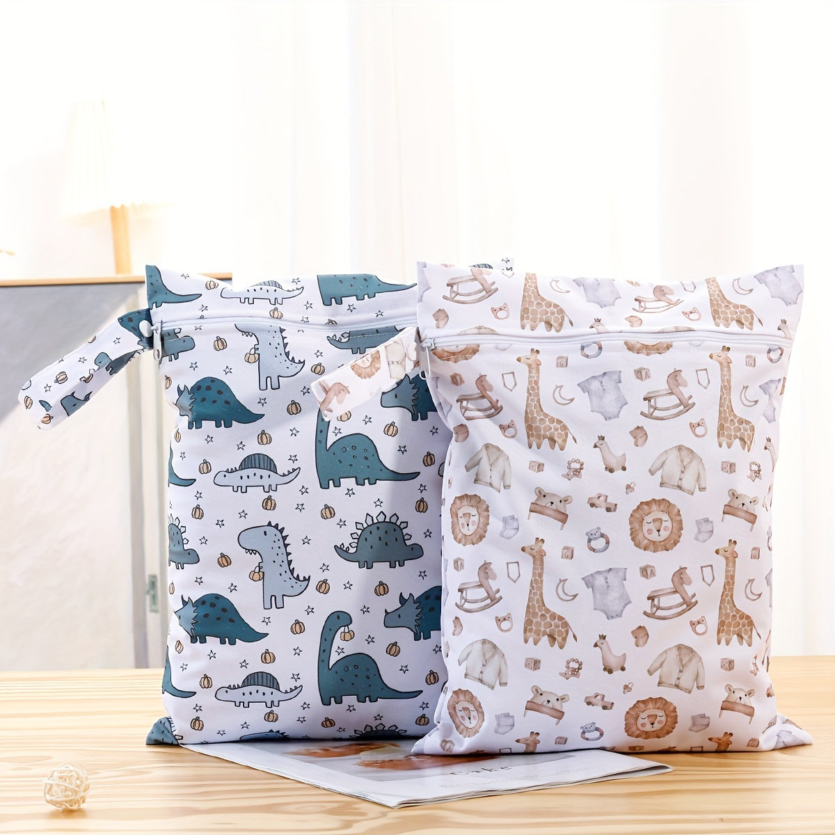 Two pieces of waterproof reusable storage bags measuring 25.91x35.81cm, ideal for storing items both wet and dry. These portable storage bags are convenient and versatile.