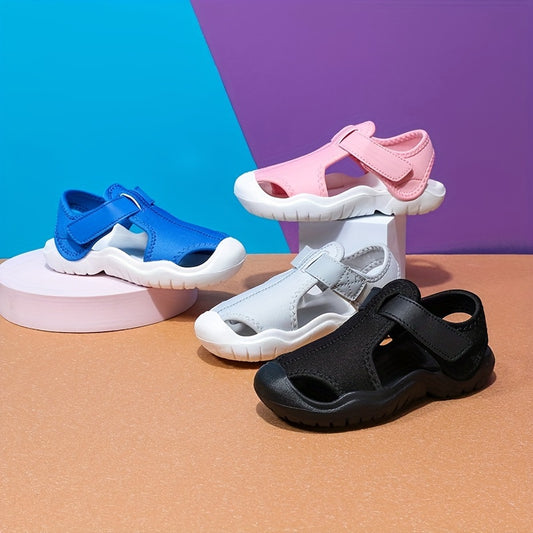 Stylish, comfortable solid color sandals for girls, suitable for indoor and outdoor wear all year round.