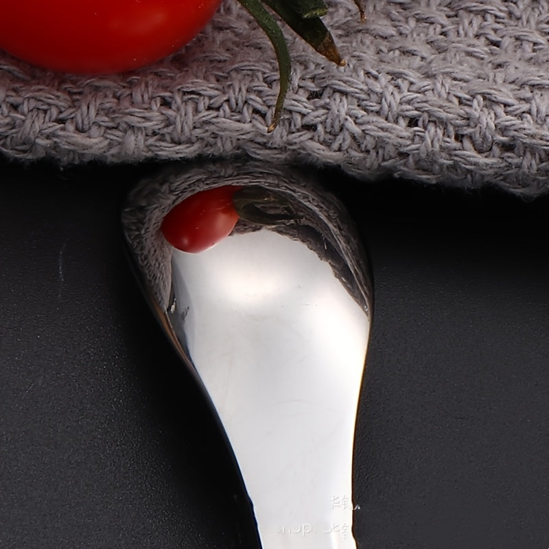 Silvery Ear Bird's Nest Spoon made from 304 stainless steel, suitable for children's eating, stirring coffee or honey.