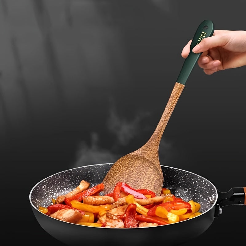 Set of 5 natural chicken wing wood spatulas for household use, ideal for non-stick pots and high-temperature stir-frying in the kitchen.