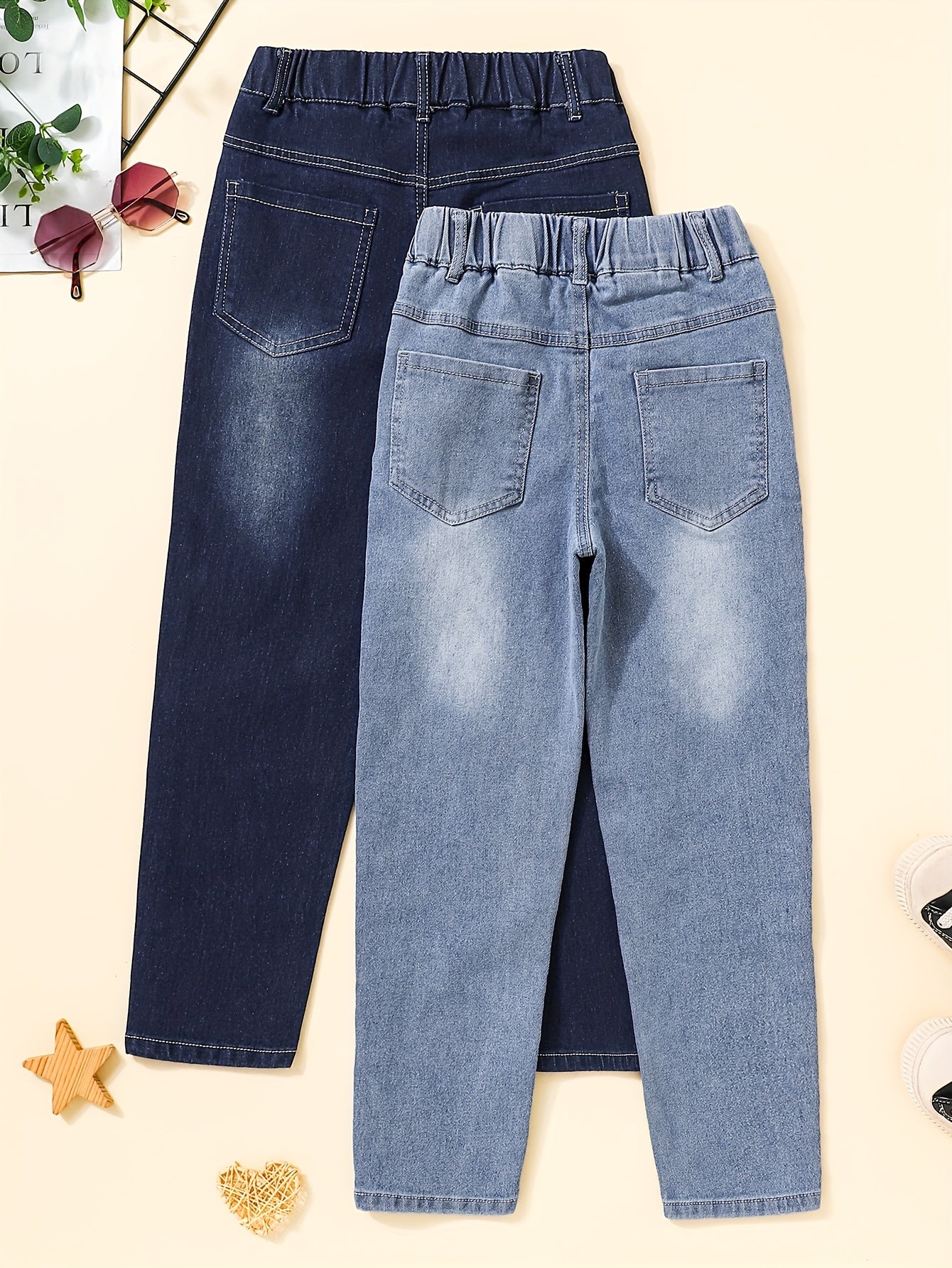 Boys' baggy jeans with pockets, comfy cotton blend, elastic waist, ideal for casual outings and streetwear in spring and autumn.