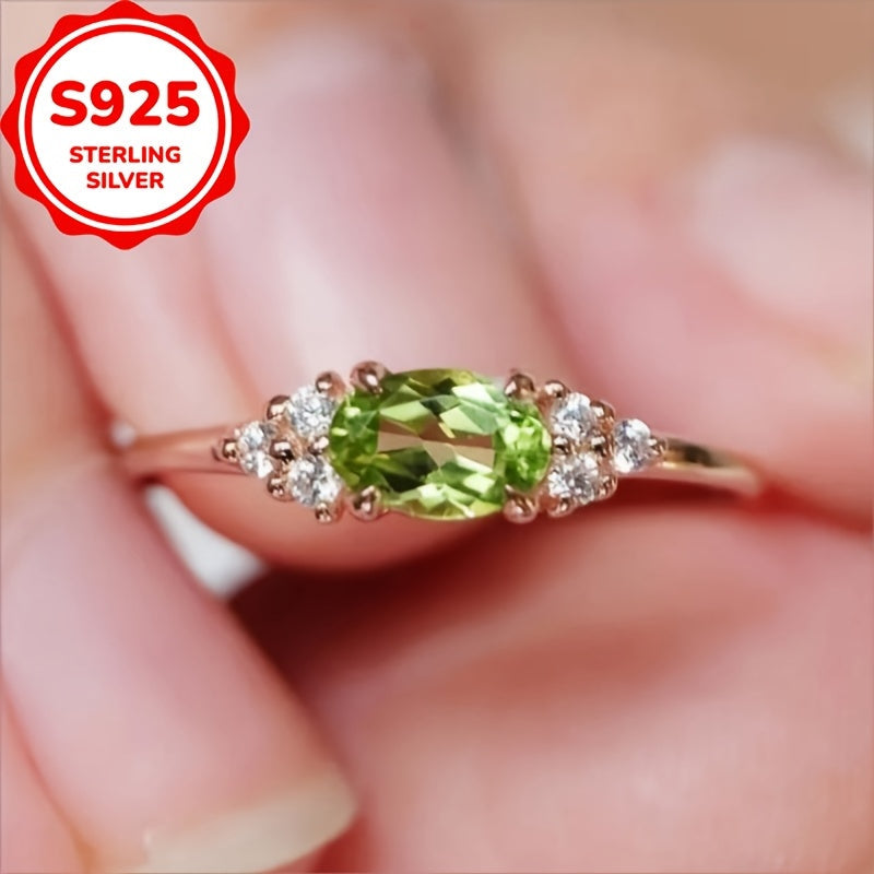 Timeless and sophisticated, this Peridot and zirconia 925 Silver Ring is the perfect accessory for women. Ideal for weddings, parties, and evening events, it is versatile and suitable for all occasions.