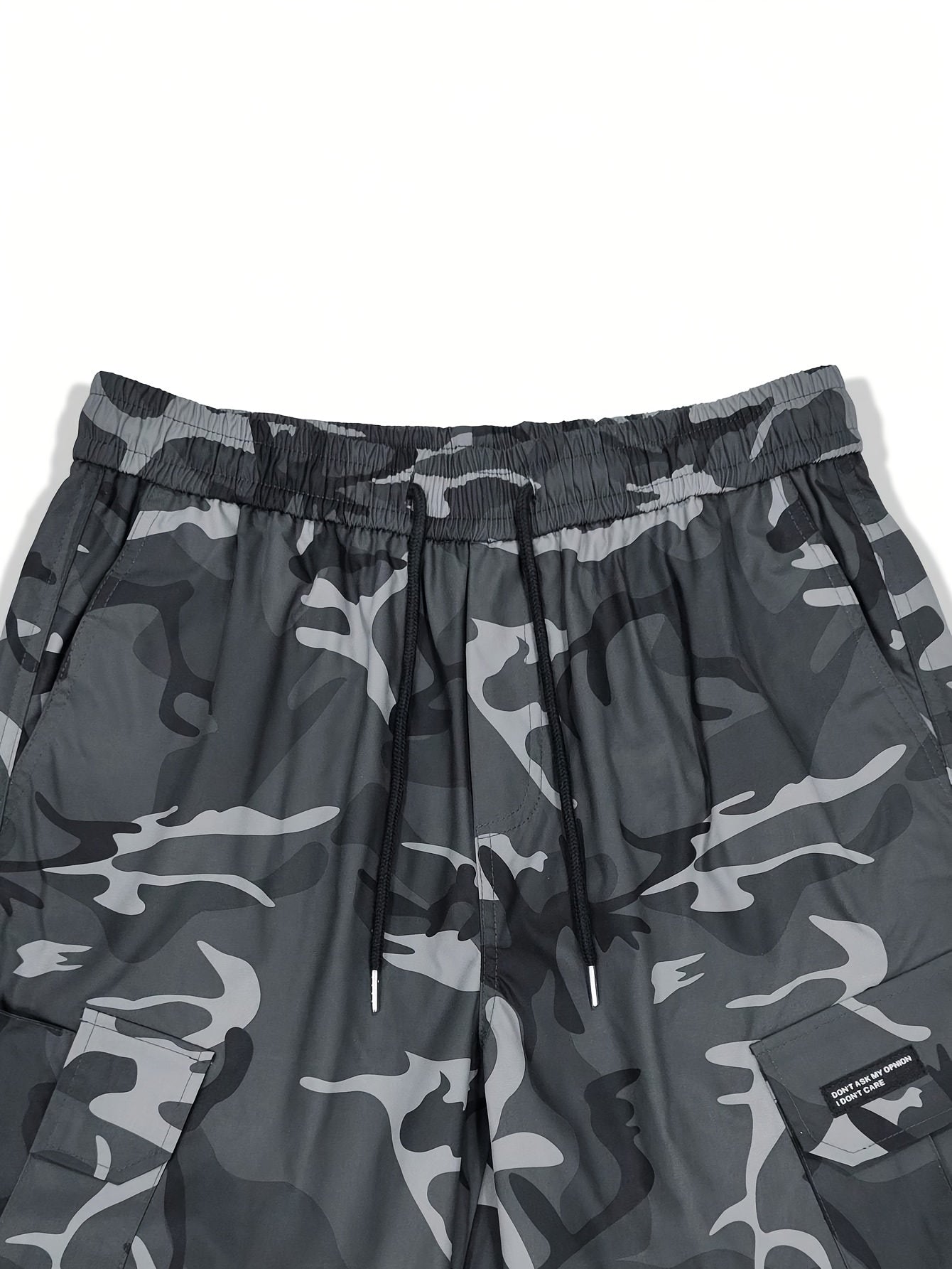 Men's All-Season Camo Cargo Pants with Comfort Fit, Versatile Pockets, and Street-Style Drawstring Design.