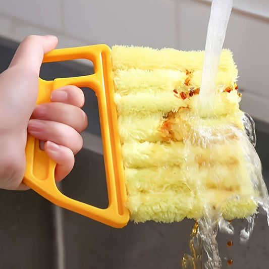 One-piece Multi-Functional Blind Cleaning Brush - Perfect for Dusting Air Conditioner Fans, Curtains, and Windows in Bedroom, Kitchen, Living Room, and Outdoors. No Electricity Required, Made of Plastic for Easy Dust Removal.