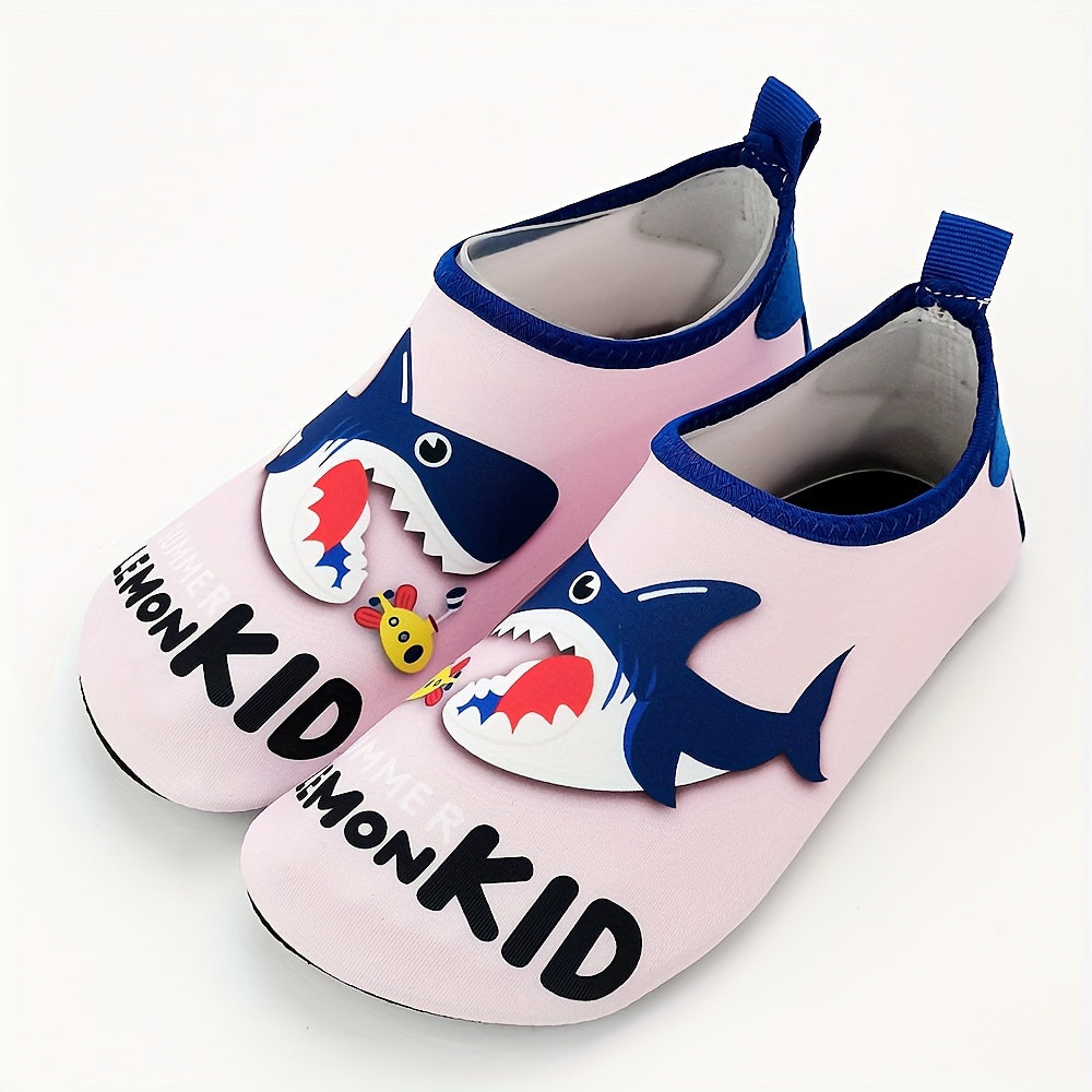 Boys Baby Shark Print Water Shoes for Swimming, Diving, and Surfing, with Non-slip Breathable Design and Quick Drying.