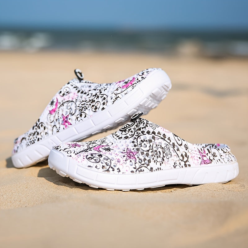 Casual slip-on clogs with non-slip sole, featuring starry sky and floral print. Ideal for couples, breathable and comfortable for outdoor use.