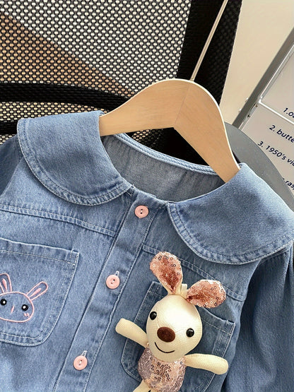 Zidaning plush quyon denim ko'ylagi, ehtiyotkorlik bilan tanlangan.