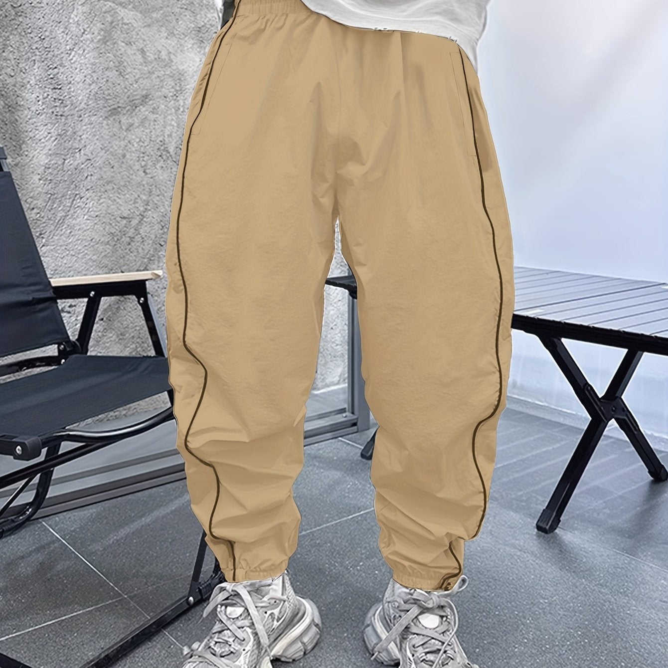 Casual loose fit joggers for men, perfect for outdoor activities.