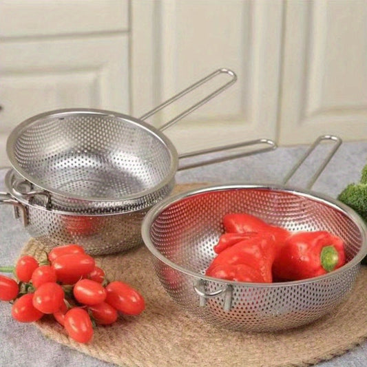 25cm Stainless Steel Colander with Handle, Multi-Purpose Kitchen Strainer featuring Resting Feet, No Electricity Required. A durable cookware accessory perfect for Straining, Rinsing, and Frying.