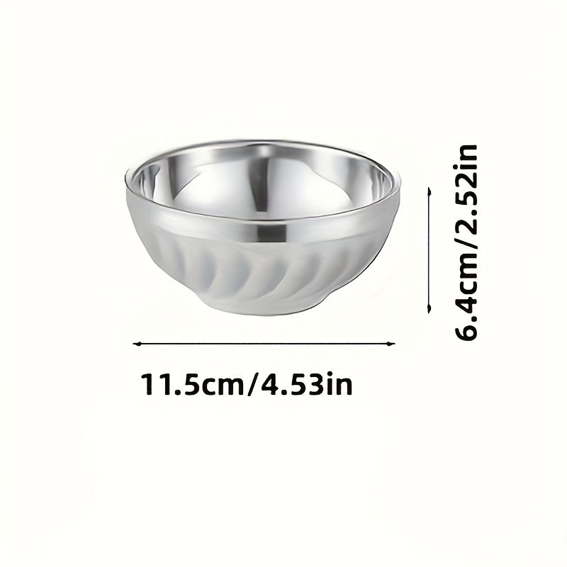 5 stainless steel bowls with double-layered heat insulation, suitable for serving salads, noodles, soups, desserts, and ice cream. Dishwasher safe and suitable for kitchen utensils and tableware.