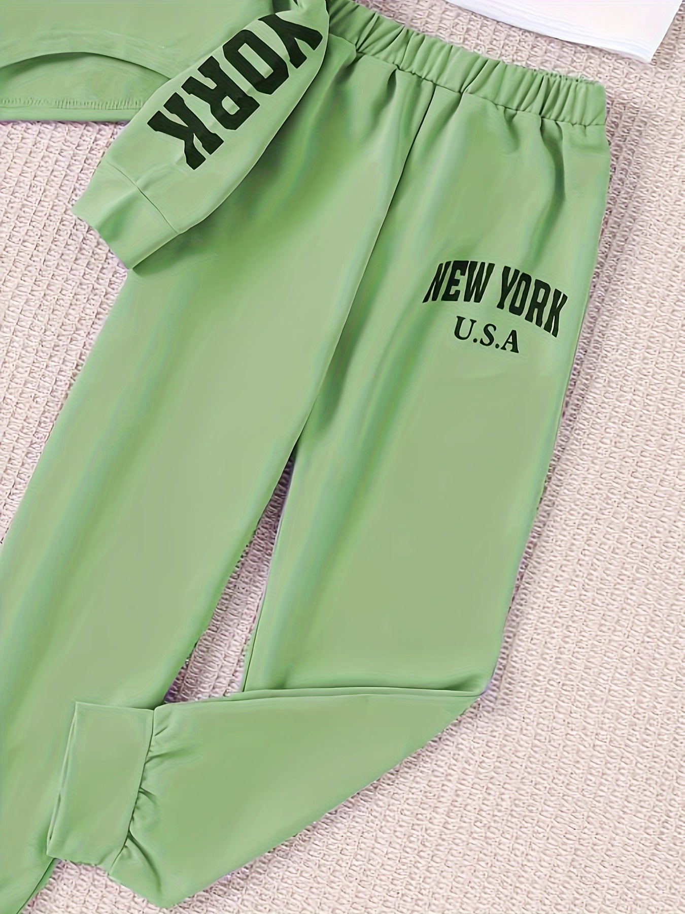 3-piece stylish outfit for girls with a NEW YORK print hoodie, cami top, and sweatpants, perfect for daily and outdoor wear in spring and fall.