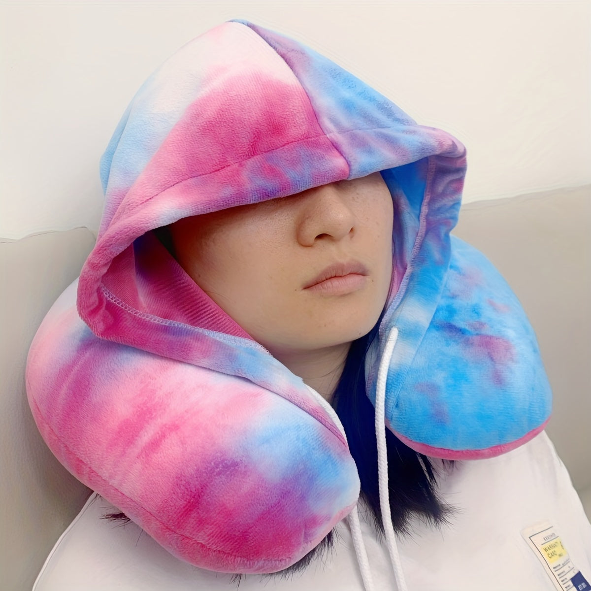 Travel in comfort with this versatile 1pc Particle Hooded U-shaped Neck Pillow, perfect for napping on airplanes.