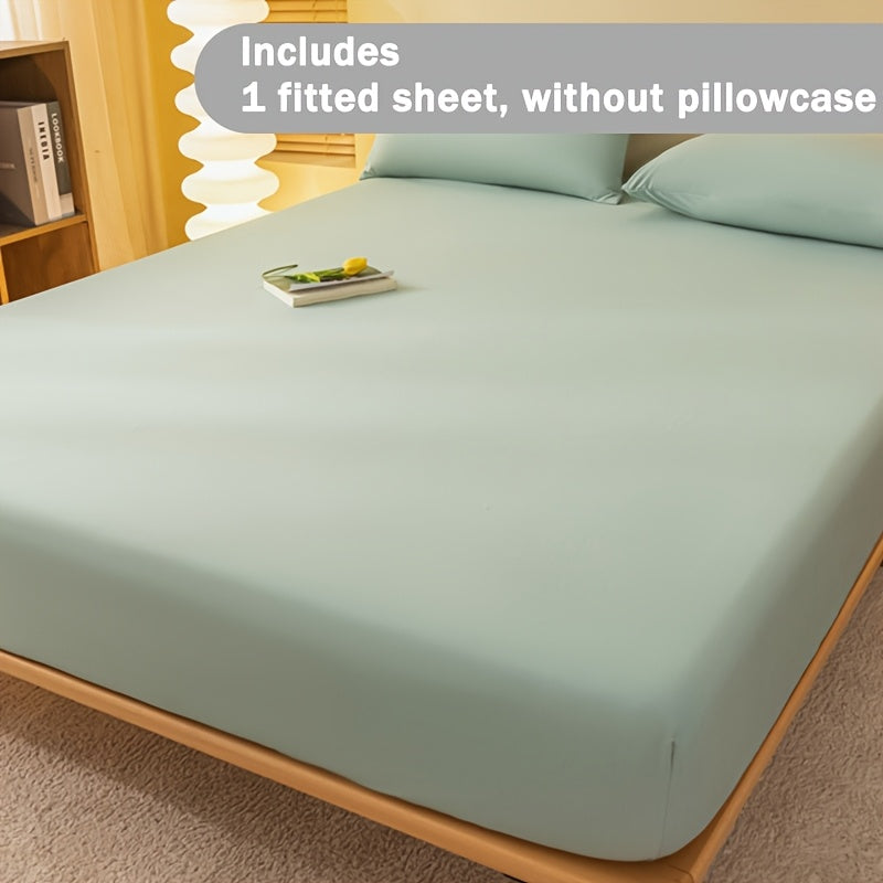 Soft fitted sheet that is dustproof and stainproof, washable, warm, breathable, comfortable, and multifunctional mattress protector. Perfect for bedroom, guest room, apartment, or school. Ideal for use all year round.