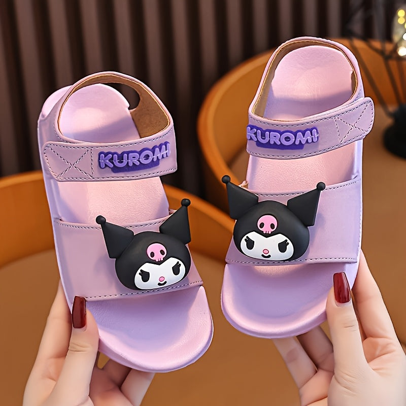 Sanrio introduces new summer non-slip sandals for girls with soft soles and a lightweight design, ideal for the beach.