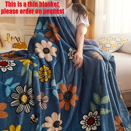 Soft Floral Print Fleece Blanket - Perfect for All Seasons!
This cozy throw blanket is machine washable and made from durable twill weave polyester. With a lovely country-style digital print, this blanket is ideal for napping and home decor. Use it in