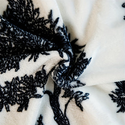 Stylish Black & White Floral Flannel Throw Blanket with Lace Embellishments - Hypoallergenic, All-Season Comfort, Machine Washable, Multiuse for Home and Pets, Made of Polyester