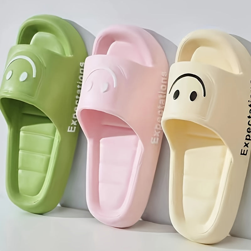 Simple and comfortable indoor slippers for both men and women with thick anti-slip soles, suitable for couples.