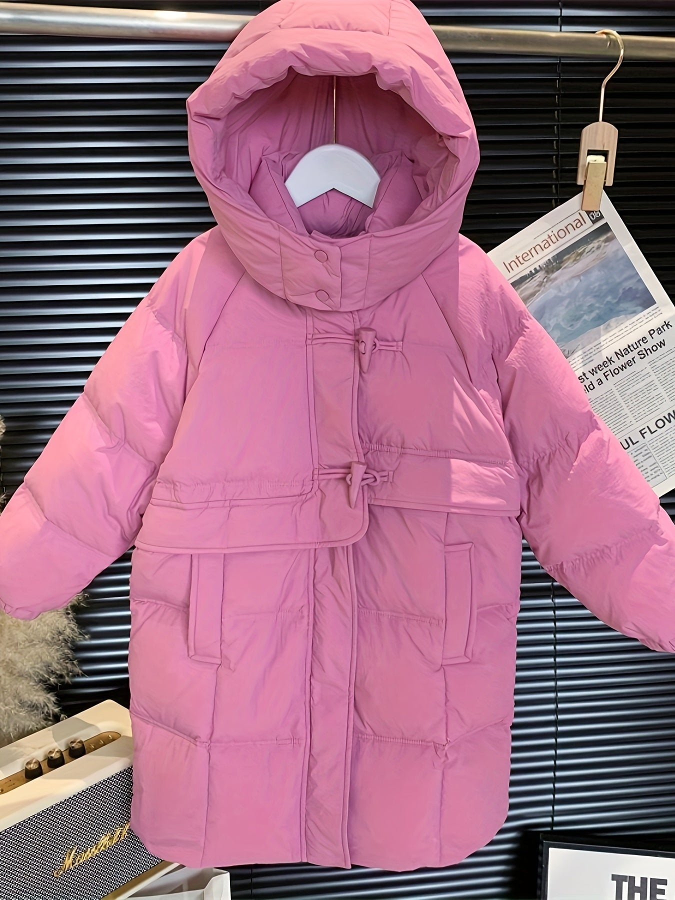 2024 Korean winter coat for girls, knee-length loose and trendy, suitable for medium to large Youngsters