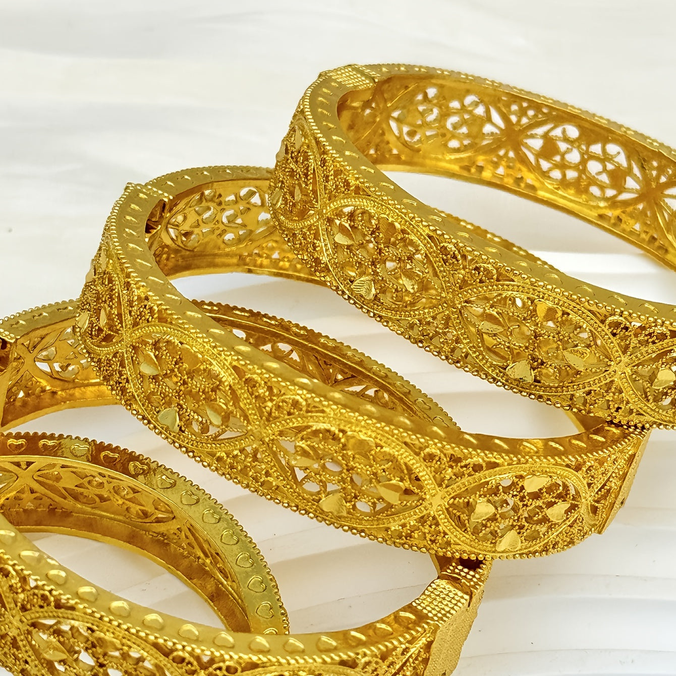 Set of 4 Luxurious Bracelets with 24K Gold Plating - Featuring Bohemian & Ethnic Heart Patterns, Perfect for Everyday or Special Occasions, Inspired by Middle Eastern Arabic Style, Makes a Romantic and Charming Gift