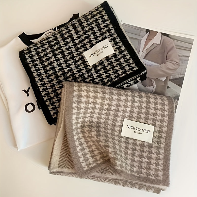 Stay chic and warm this autumn and winter with our versatile houndstooth scarf for women. This thickened warm shawl is the perfect accessory for couples looking to stay stylish together. Give the gift of chic style this Christmas with our trendy neck