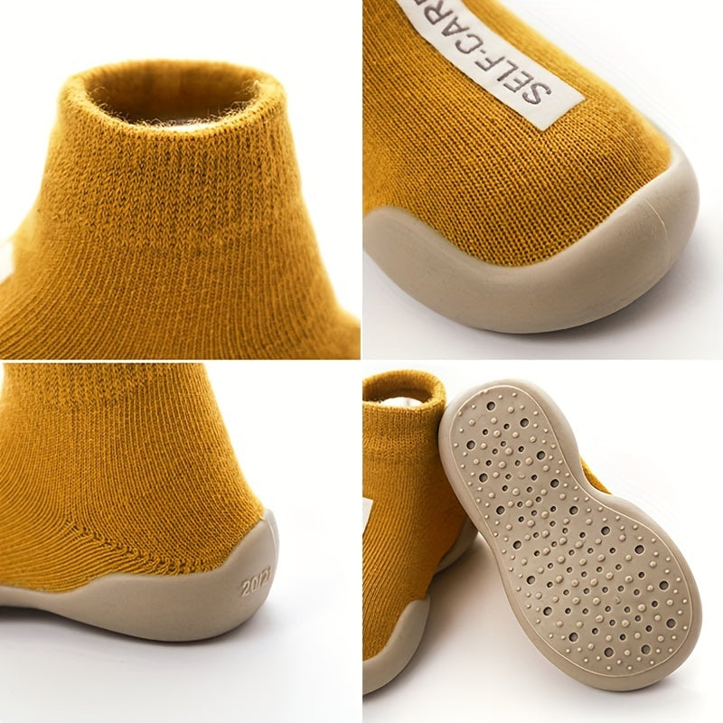 Adorable slip-on sock shoes for babies: perfect for spring and summer walks!