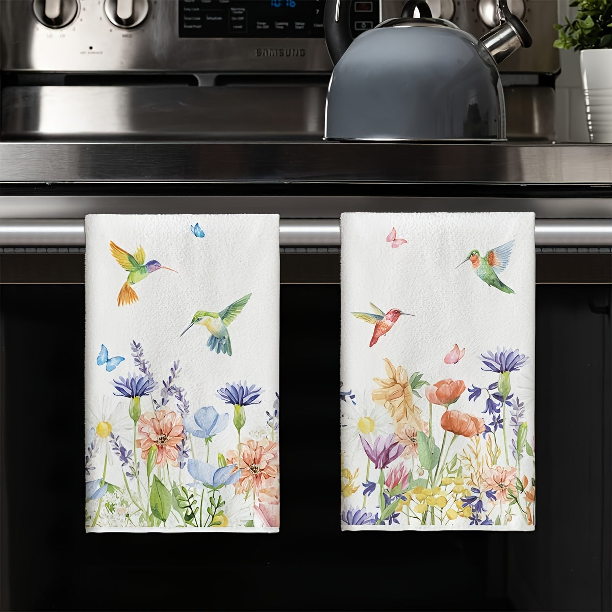 2/4 piece set of Hine Spring Floral hand towels. Ultra-soft, quick-dry, absorbent microfiber dishcloths. Fade-resistant and machine washable for home and kitchen decor.