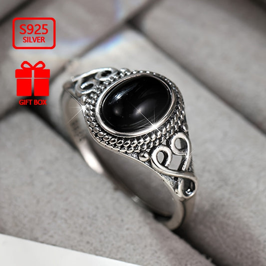 Stylish Black Agate Ring with Adjustable Fit - Crafted in 925 Sterling Silver, Timeless Vintage Design suitable for Men & Women, Ideal for both Formal Events and Everyday Wear