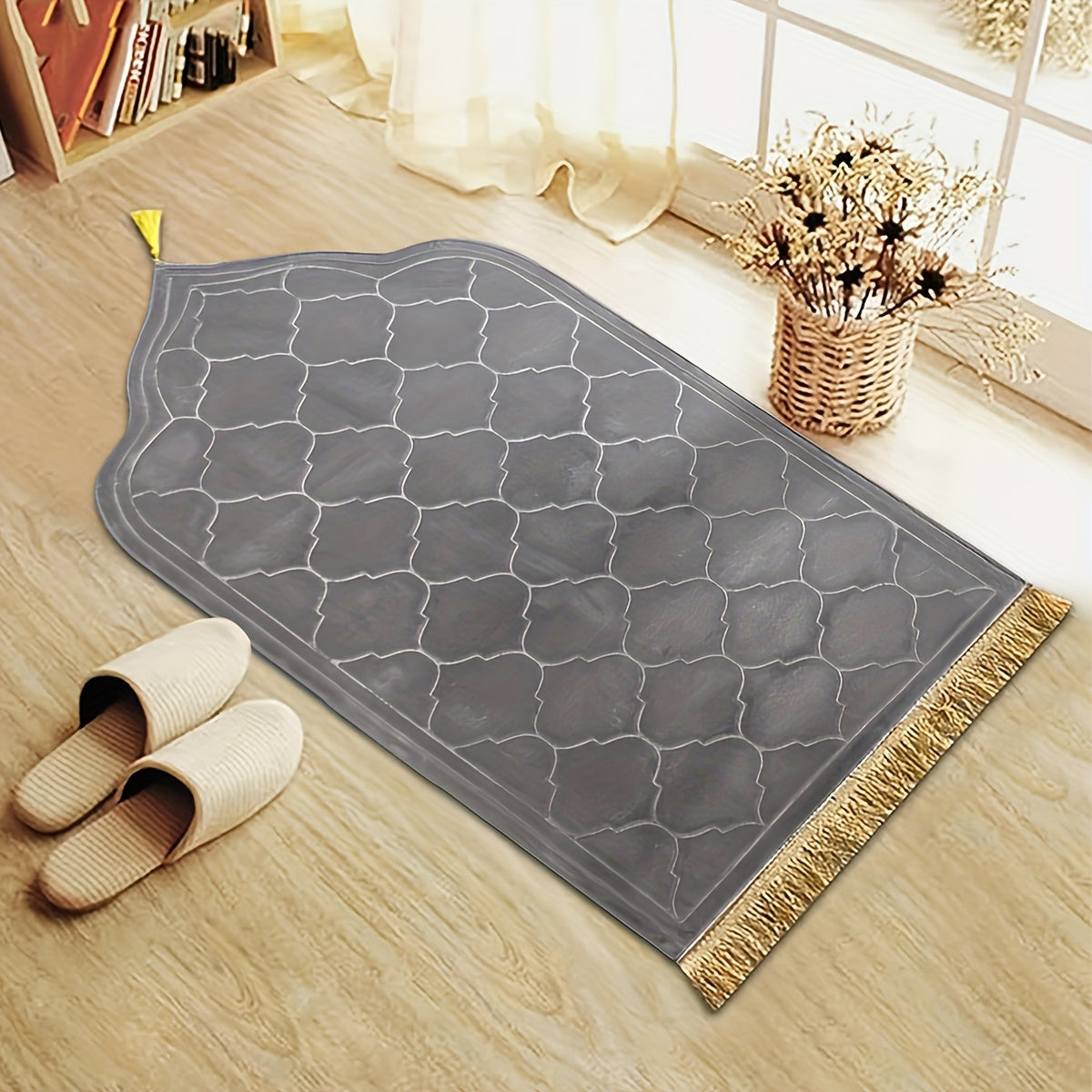 Spread Holiday Joy with this Luxurious Thick Flannel Muslim Prayer Mat. It is Non-Slip, Soft, and Durable with Tassels, making it Perfect for Home & Outdoor Use. Choose from White, Navy Blue, Green, Beige, & Pink with Hexagonal Patterns.