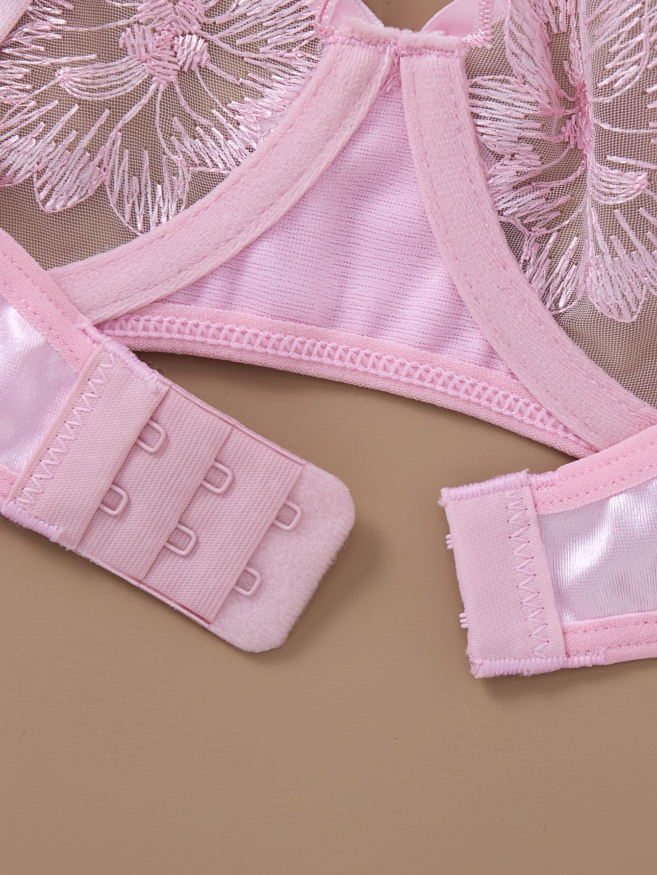 Valentine's Day gift: Cute pink flower embroidery lingerie set for women.