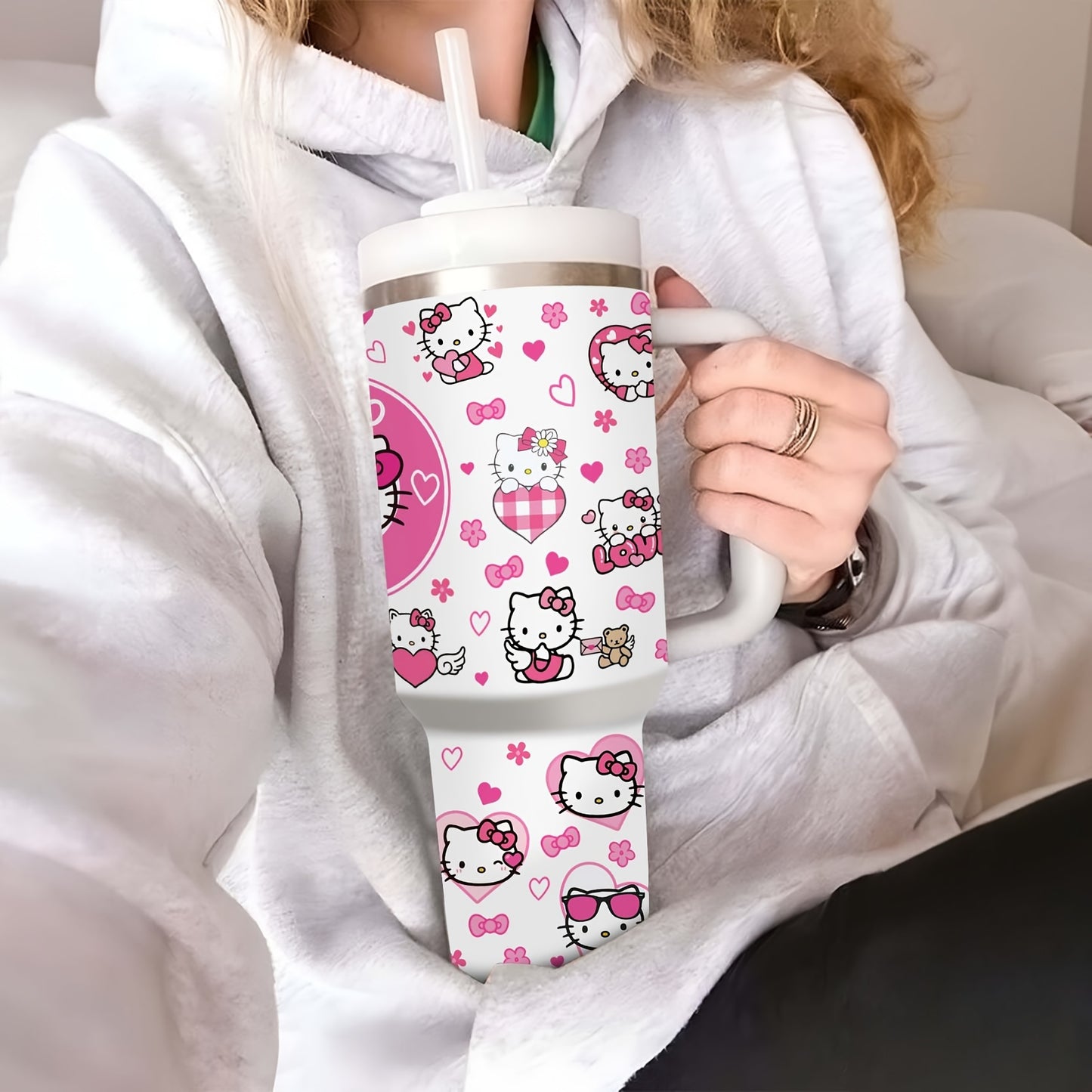 Sanrio Hello Kitty 40oz zanglamas po'lat idishi - Qiziqarli pushti dizayn, BPA-siz, issiq/sovuq ichimliklar, oila va do'stlar uchun sovg'a.