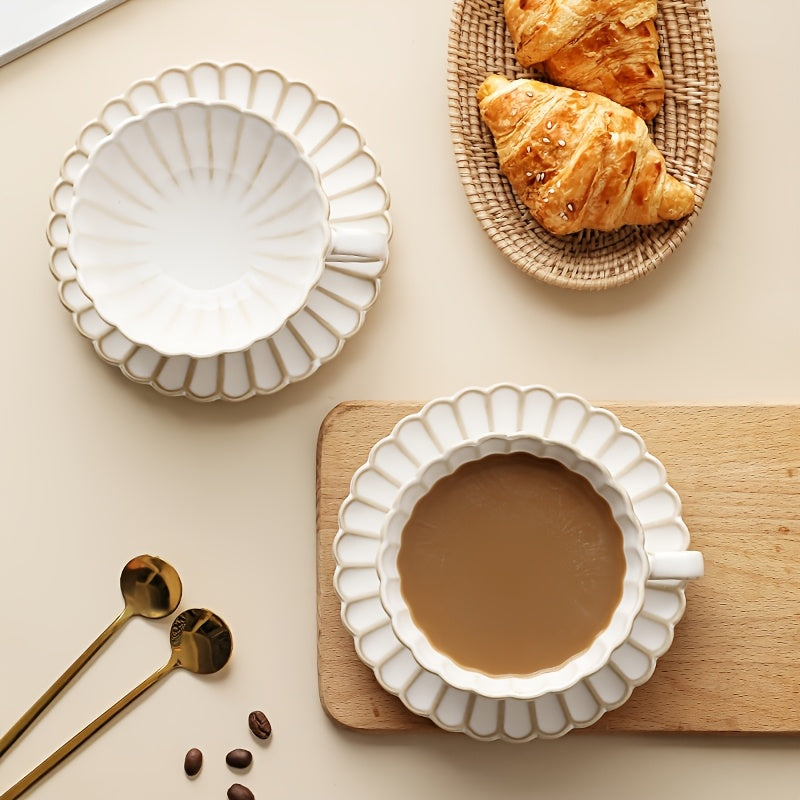 Elegant Ceramic Teacup & Saucer Set, Ideal for Tea Parties, Garden Gatherings, and Gifts