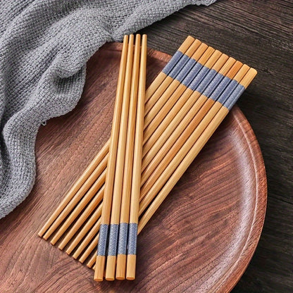 10 pairs of bamboo printed chopsticks, reusable long Chinese tableware for restaurant and kitchen, perfect for gourmet and noodles, suitable for Halloween and Christmas.