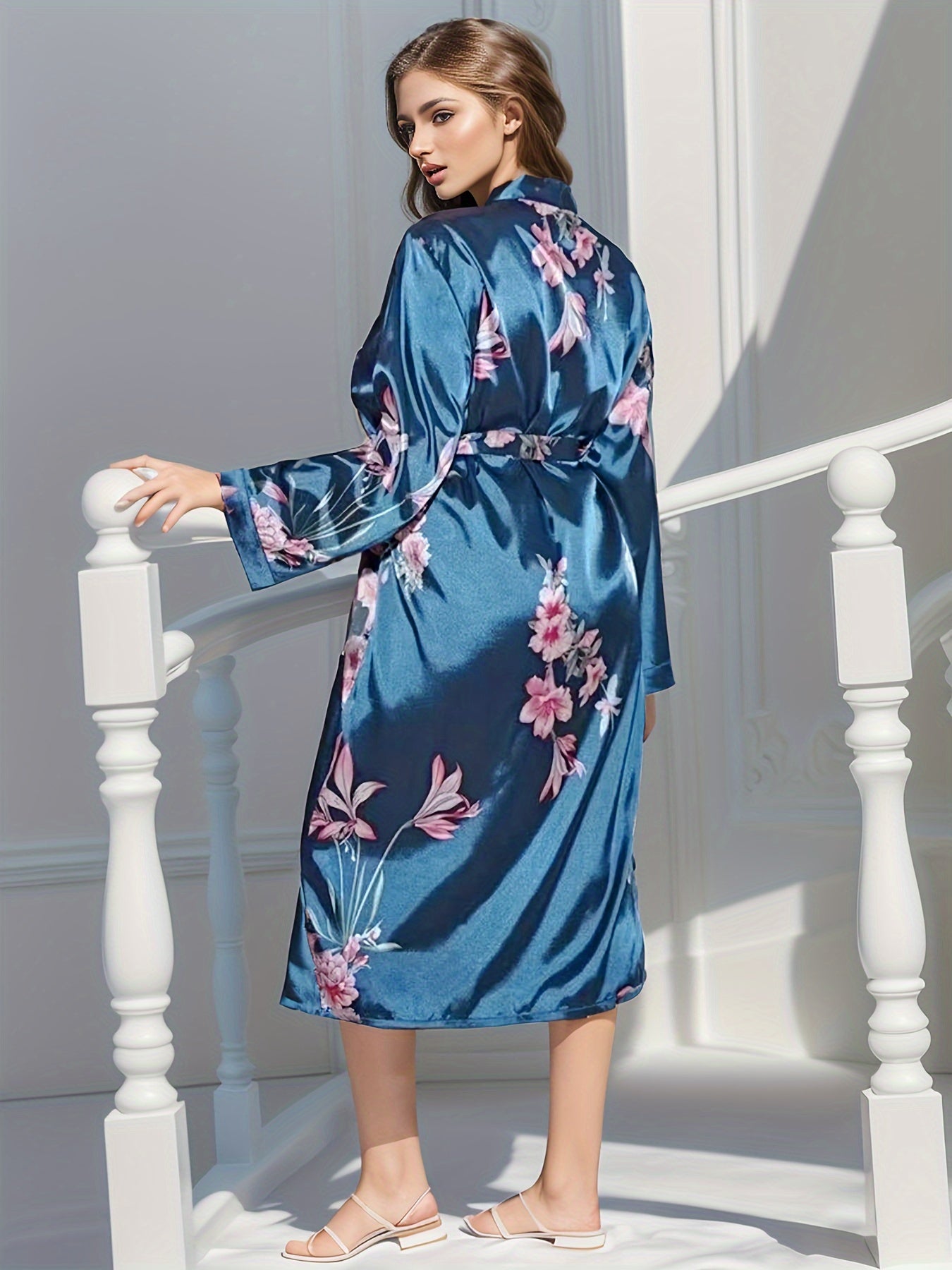 Women's Plus Size Elegant Lounge Robe in Floral Print for Fall & Winter