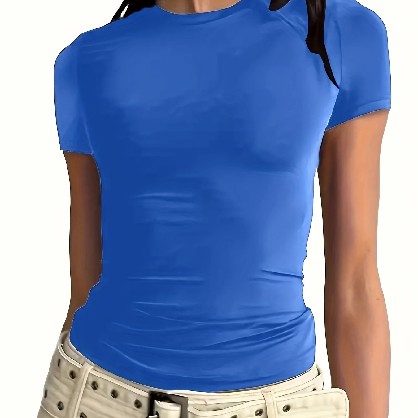 Solid color crew neck t-shirt for women, perfect for spring and summer.