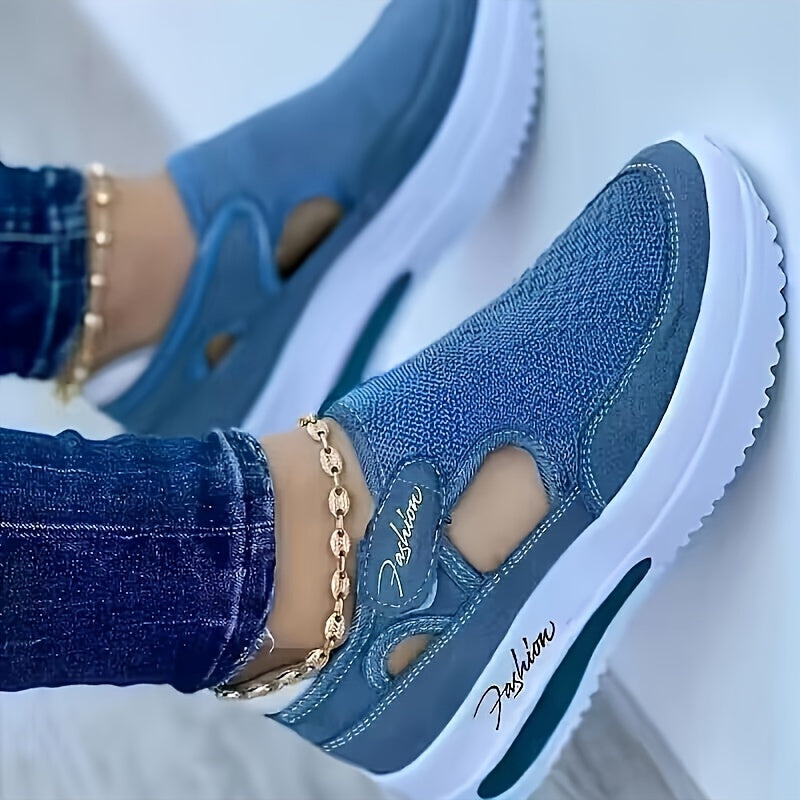 Breathable knit sneakers for women, casual low top outdoor shoes, comfortable plus size footwear.