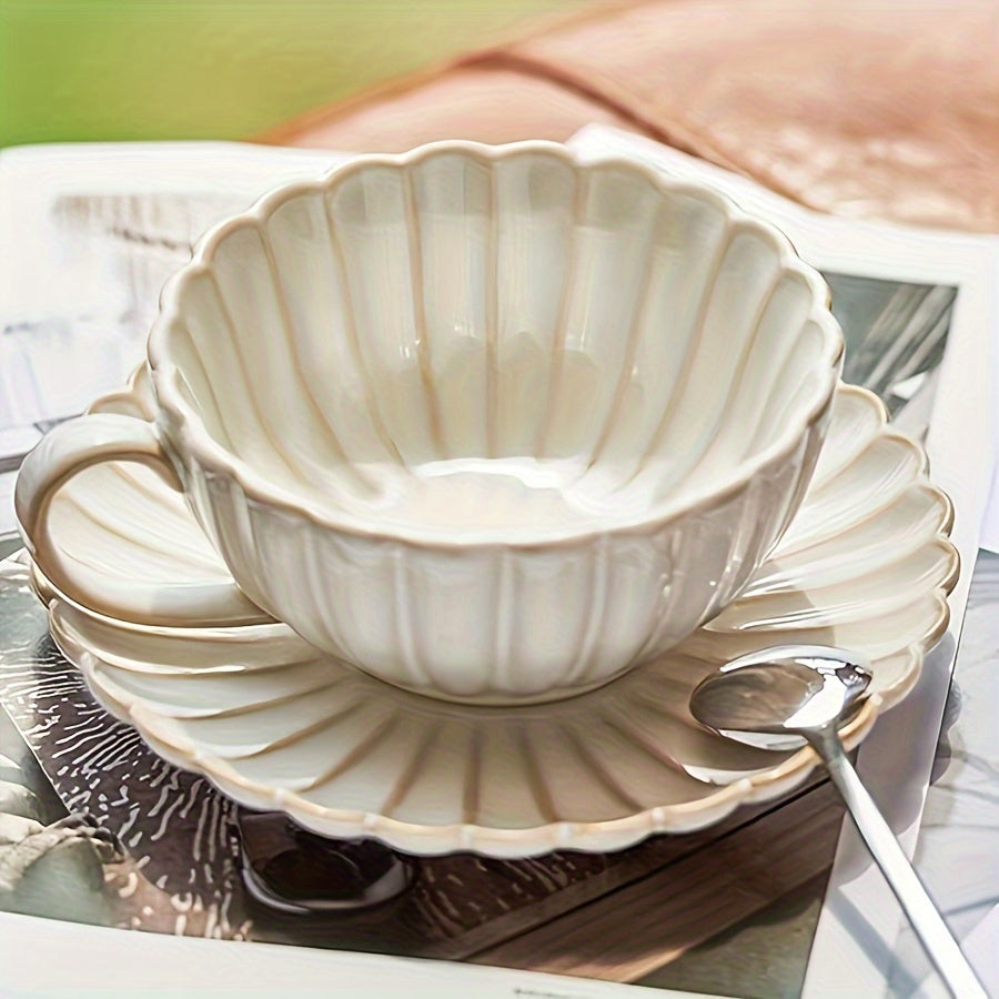 Japanese style ceramic tea cup and saucer set for breakfast, tea parties, and more. Perfect for home, garden, or restaurant use. Ideal for both summer and winter drinkware, an excellent gift option.