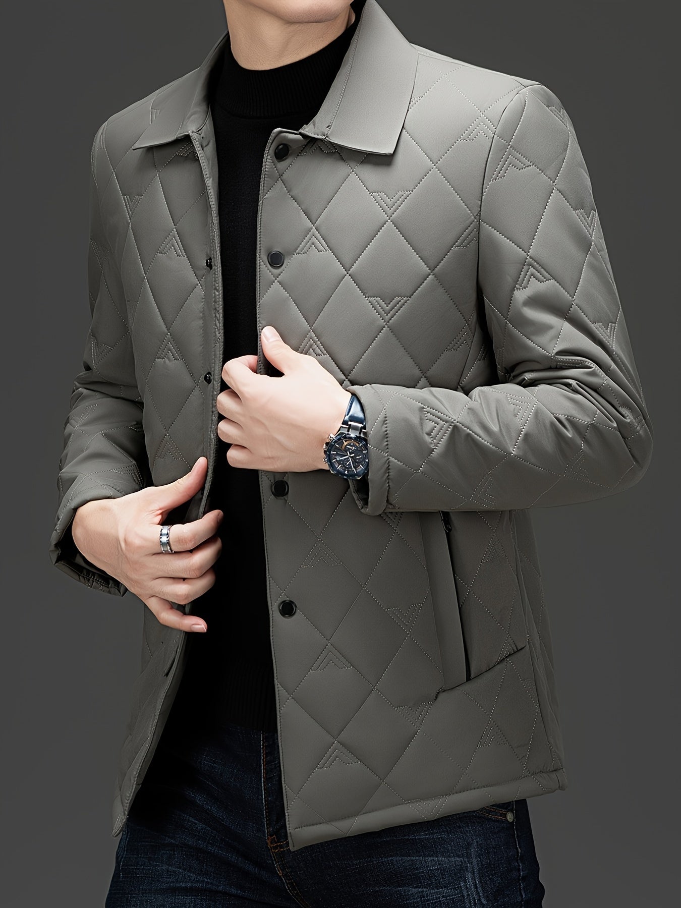 2024 Men's lightweight quilted polyester suit jacket with full zip, pockets, regular fit for business casual & travel, 100% polyester.